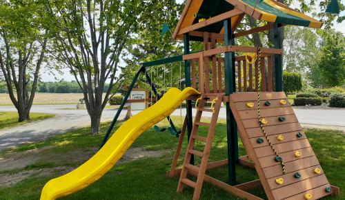 ChampCraft_playset_playstructure