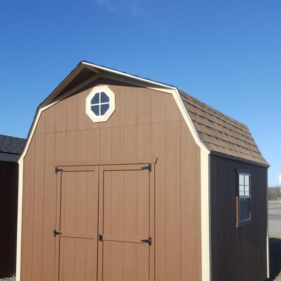 highwall style-gambrel roof-barn style storage shed prince edward county ontario